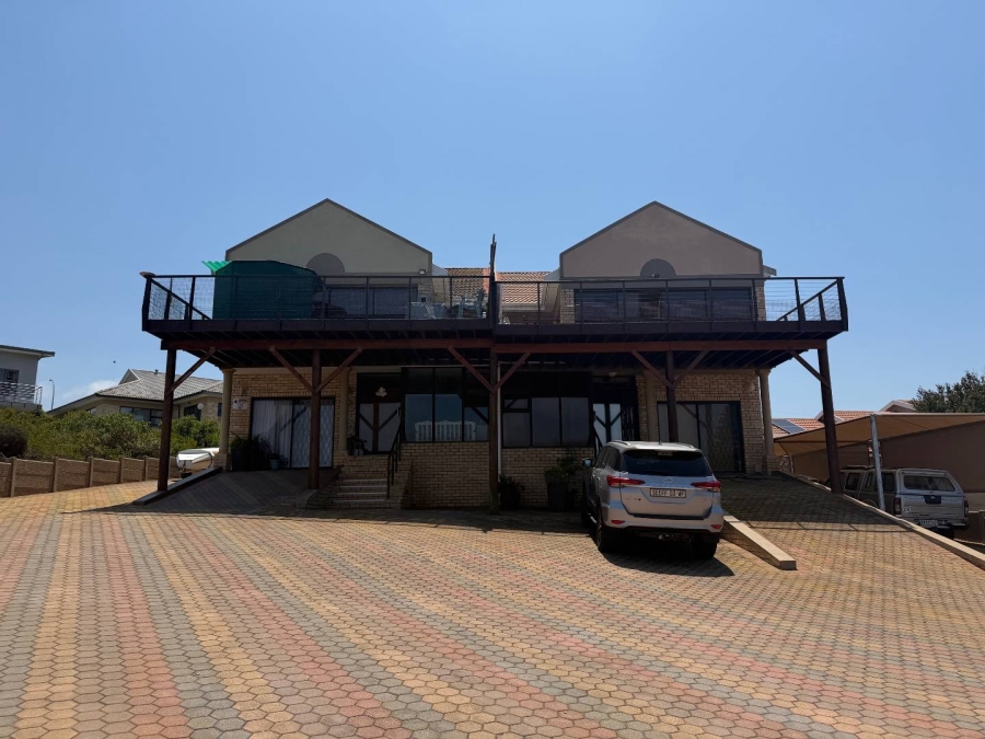 4 Bedroom Property for Sale in Dana Bay Western Cape